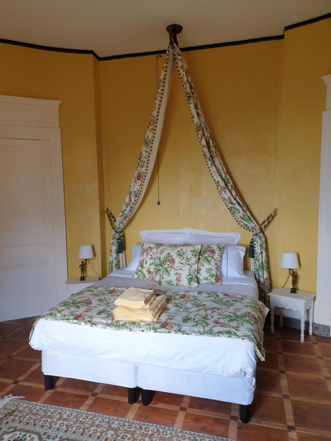 Chateau De Bonnet Les Oules * Saint-Bonnet-les-Oules